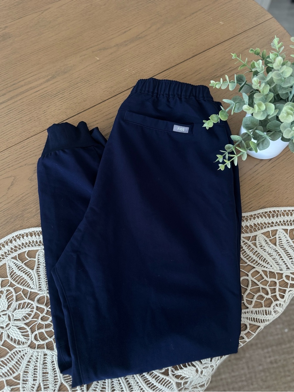FIGS Technical Collection Tansen Navy Blue Scrub Jogger Pants Size M